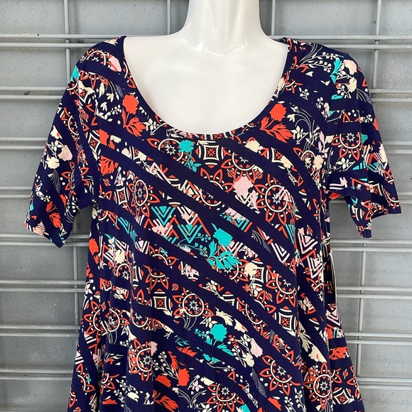 LulaRoe Geometric  & Floral Printed Perfect T High Low Top-#0225 - Picture 3 of 12